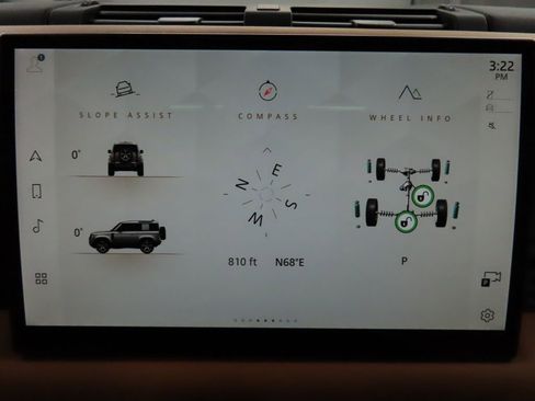 Used 2023 Land Rover Defender 90 X image 25