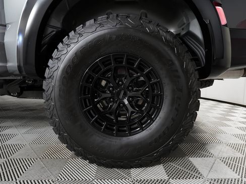 Used 2025 Ford F150 Raptor w/ Equipment Group 803A Raptor R image 33