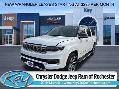 Used 2024 Jeep Grand Wagoneer L Series III AWD/4WD image 1