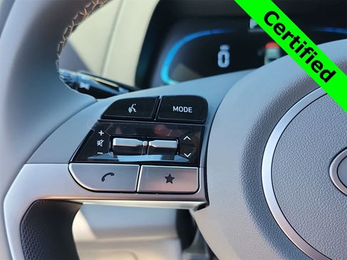 Certified 2025 Hyundai Elantra Sport image 28