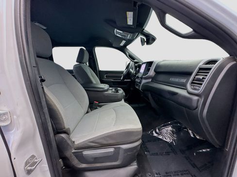 Used 2024 RAM 2500 Big Horn AWD/4WD image 18