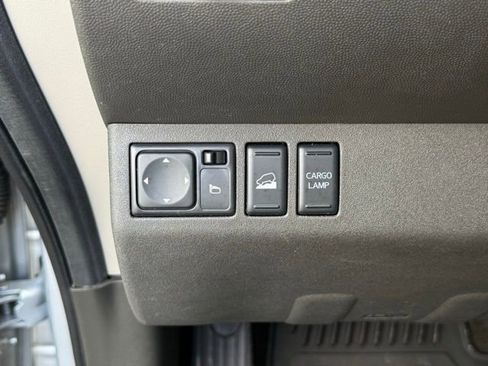 Used 2015 Nissan Frontier SV image 13