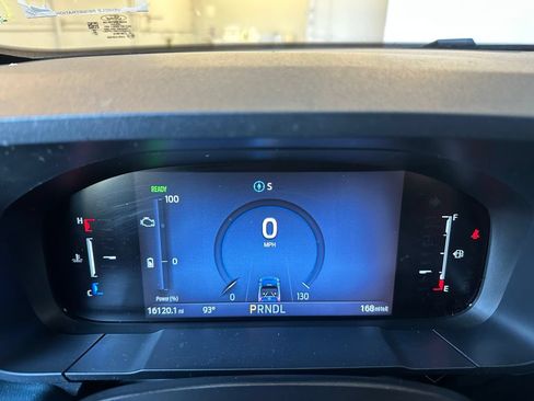 Used 2025 Ford Maverick XL w/ Equipment Group 101A AWD/4WD image 18