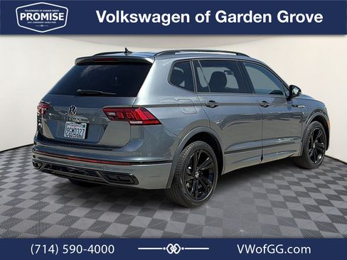 Used 2023 Volkswagen Tiguan SE R-Line FWD image 8