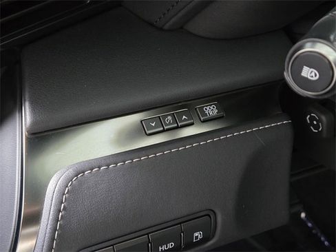 Used 2018 Lexus LC 500 Coupe image 36