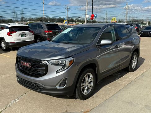 Used 2018 GMC Terrain SLE AWD/4WD image 4