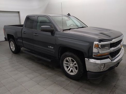 Used 2017 Chevrolet Silverado 1500 LT w/ Texas Edition RWD image 11