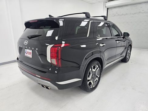 Used 2023 Hyundai Palisade Limited image 40