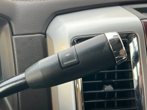 Used 2012 RAM 2500 Laramie w/ Cold Weather Group image 17