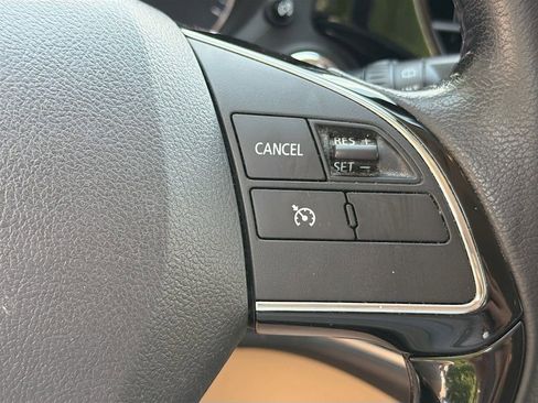 Used 2016 Mitsubishi Outlander SE FWD image 16