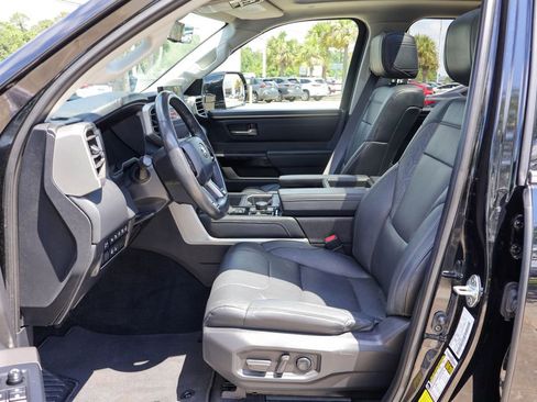Used 2024 Toyota Tundra Limited AWD/4WD image 8