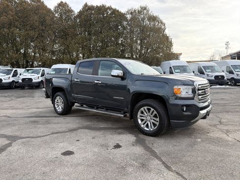 Used 2017 GMC Canyon SLT w/ Driver Alert Package image 3