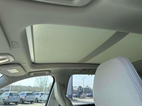 New 2026 Volvo XC90 B6 Ultra w/ Protection Package image 21