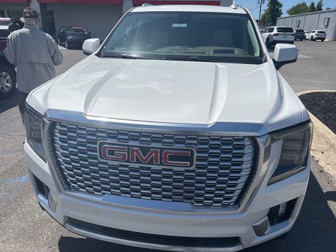 Used 2021 GMC Yukon Denali w/ Denali Ultimate Package RWD image 12
