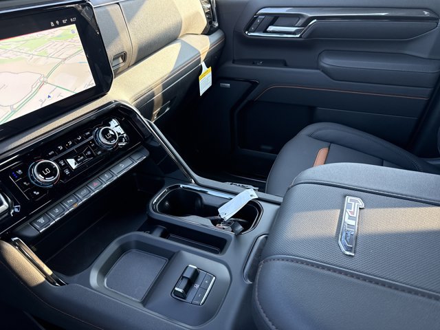 New 2026 GMC Sierra 2500 AT4 w/ AT4 Premium Plus Package AWD/4WD image 24