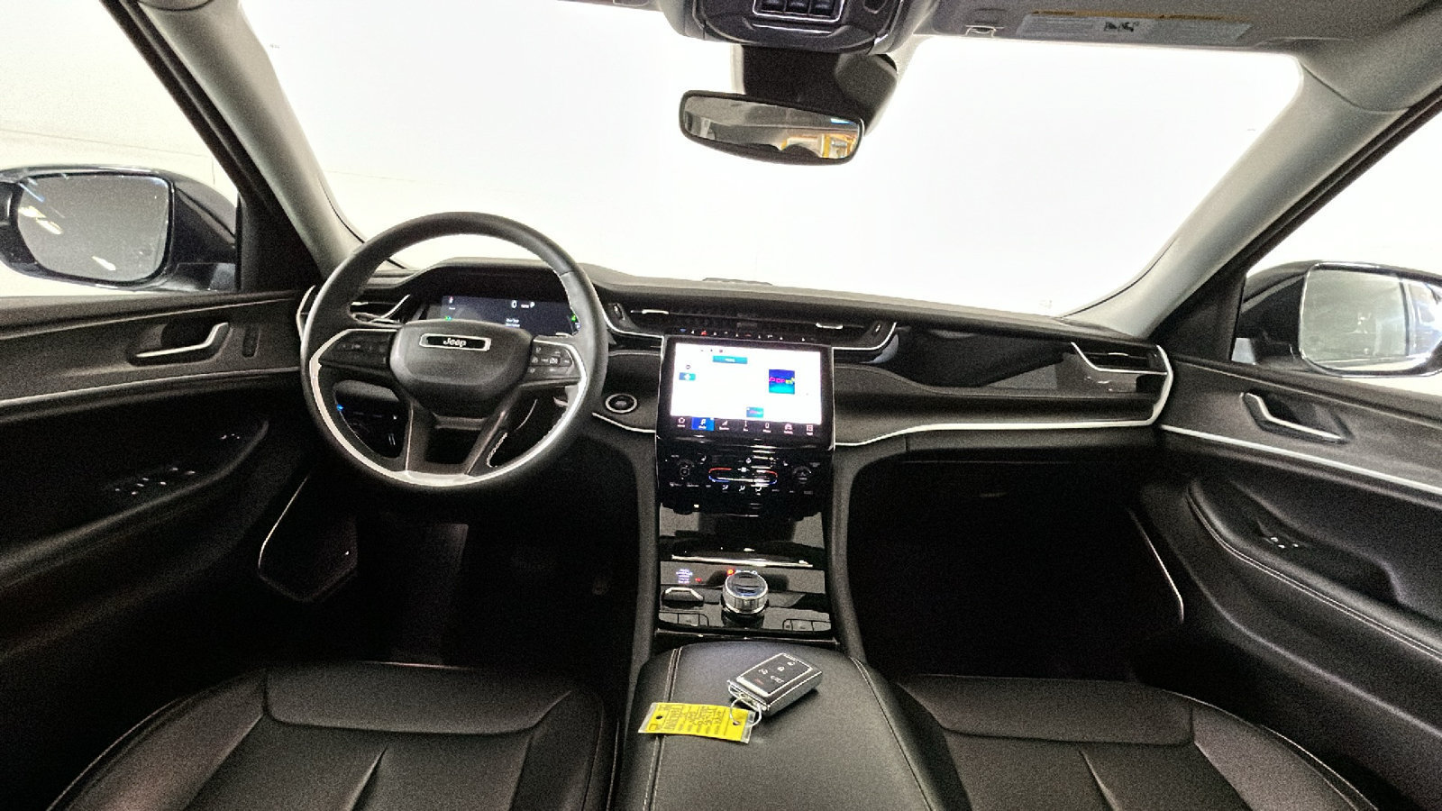 Used 2023 Jeep Grand Cherokee 4WD 4xe image 31