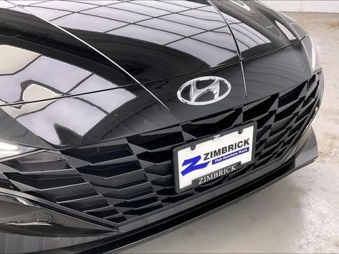 Certified 2023 Hyundai Elantra SEL w/ Cargo Package image 30