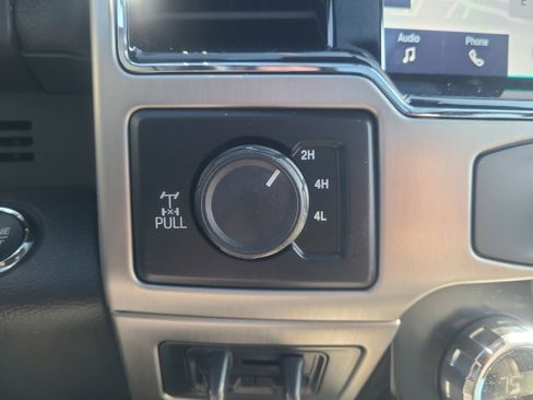 Used 2022 Ford F350 Platinum image 35