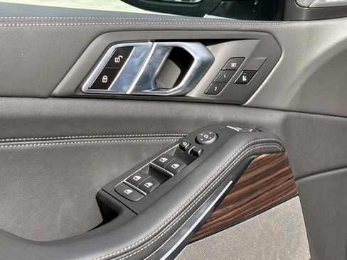 New 2026 BMW X5 sDrive40i w/ Climate Comfort Package RWD image 19