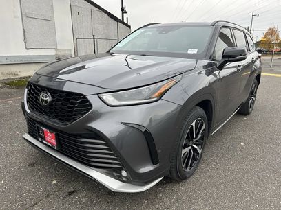 Certified 2021 Toyota Highlander XSE