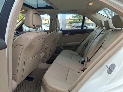 Used 2012 Mercedes-Benz C 300 4MATIC Sedan image 11