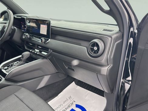 Used 2026 Chevrolet Colorado W/T w/ Advanced Trailering Package image 22