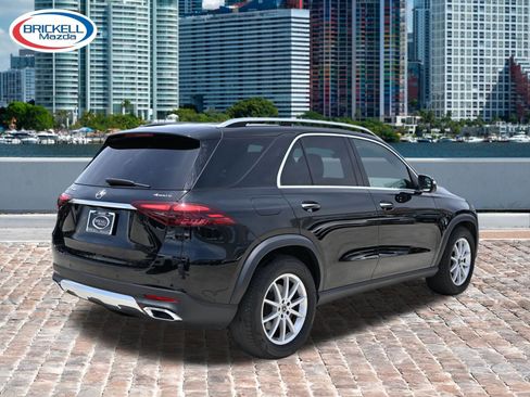 Used 2024 Mercedes-Benz GLE 450e 4MATIC image 5