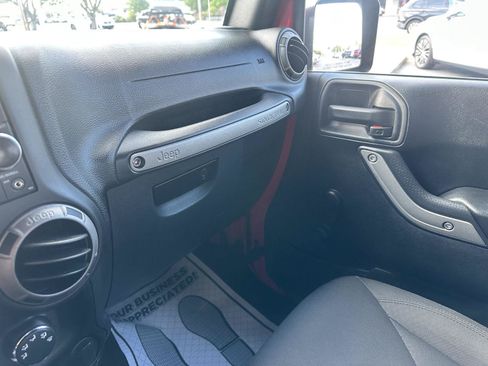 Used 2016 Jeep Wrangler Sport w/ Quick Order Package 23S AWD/4WD image 22