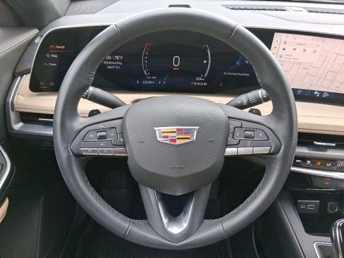 Used 2024 Cadillac XT4 Luxury image 10