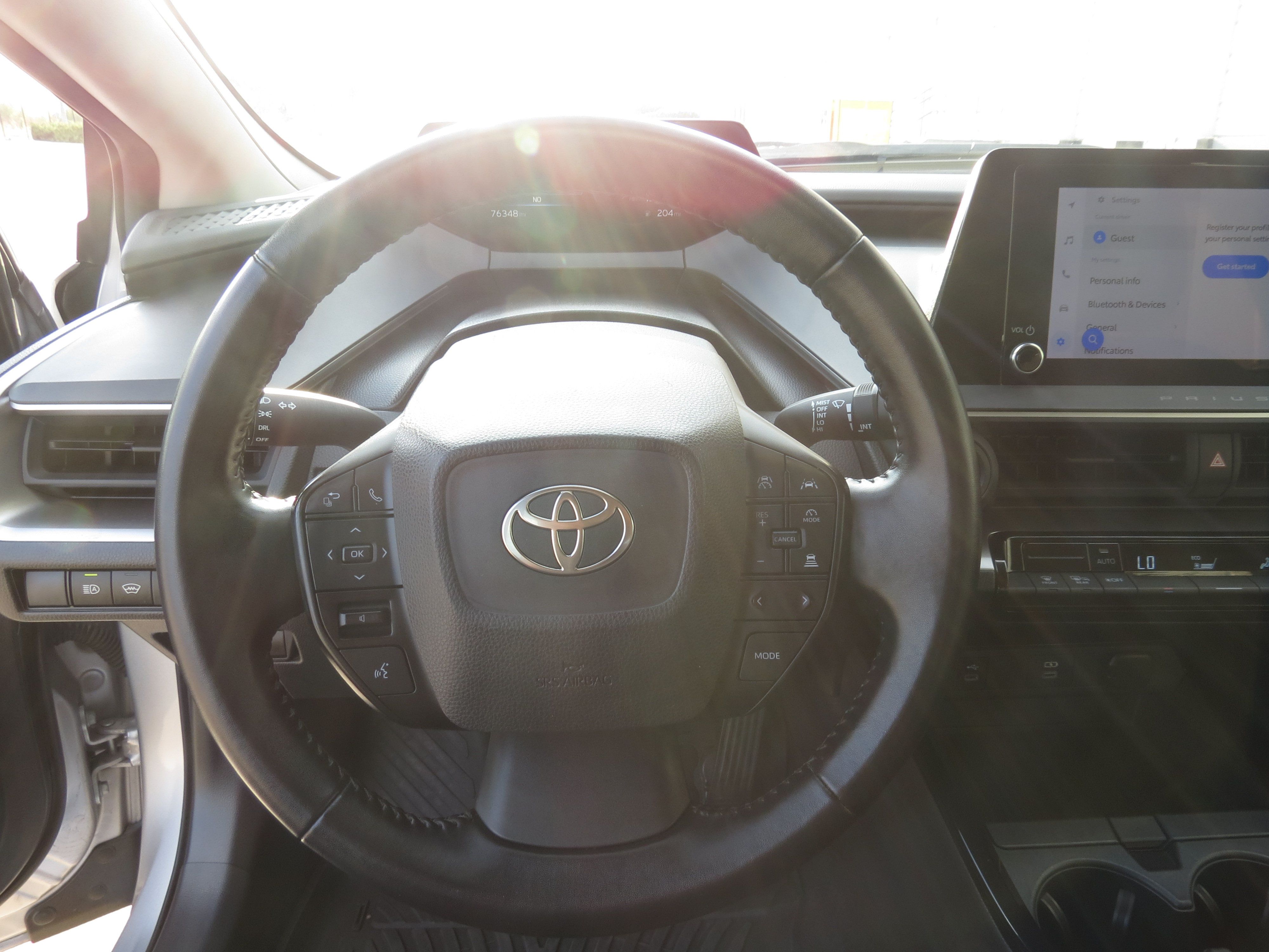 Used 2023 Toyota Prius LE FWD image 13