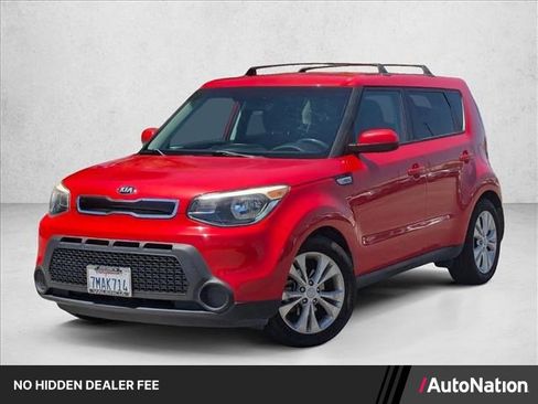 Used 2015 Kia Soul + FWD image 1