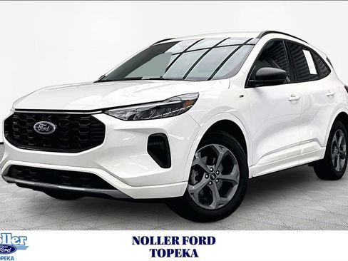 Used 2024 Ford Escape ST-Line w/ Tech Pack #1 AWD/4WD image 1