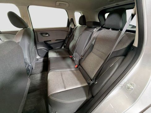 Used 2023 Nissan Rogue SV AWD/4WD image 25