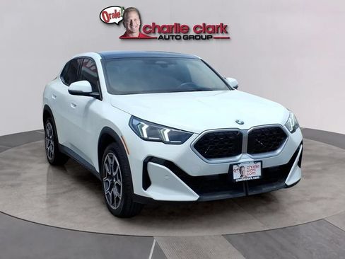 Used 2026 BMW X2 xDrive28i AWD/4WD image 7