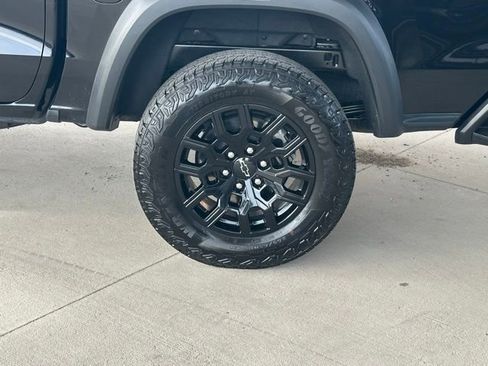 Used 2023 Chevrolet Colorado Trail Boss w/ Advanced Trailering Package image 16