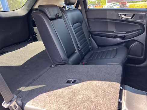 Used 2024 Ford Edge SEL image 28