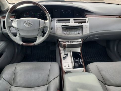 Used 2009 Toyota Avalon Limited image 24