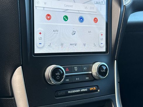 Used 2024 Ford Edge SEL image 26