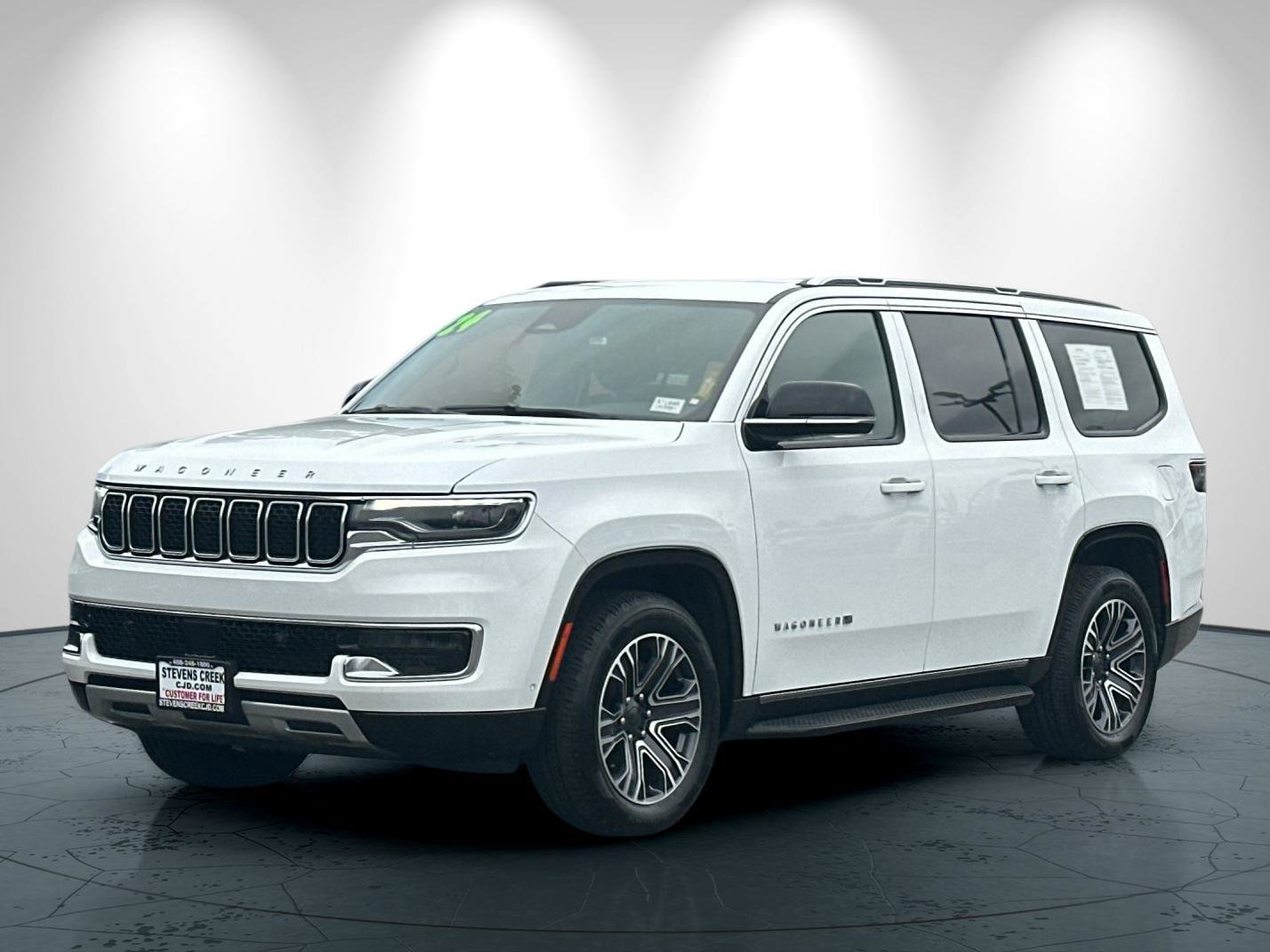 Certified 2024 Jeep Wagoneer Series II AWD/4WD image 8