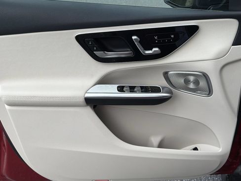 New 2026 Mercedes-Benz GLC 300 4MATIC image 11