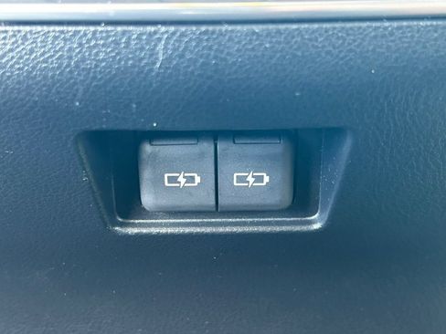 Used 2025 Lexus GX 550 w/ Accessory Package (2T) AWD/4WD image 26