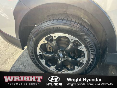 Used 2022 Subaru Crosstrek 2.0i Premium AWD/4WD image 15