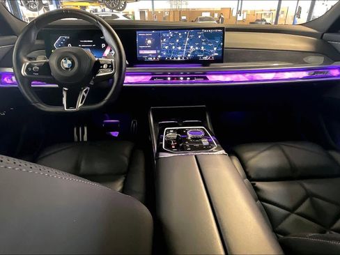 Used 2023 BMW 740i RWD image 14