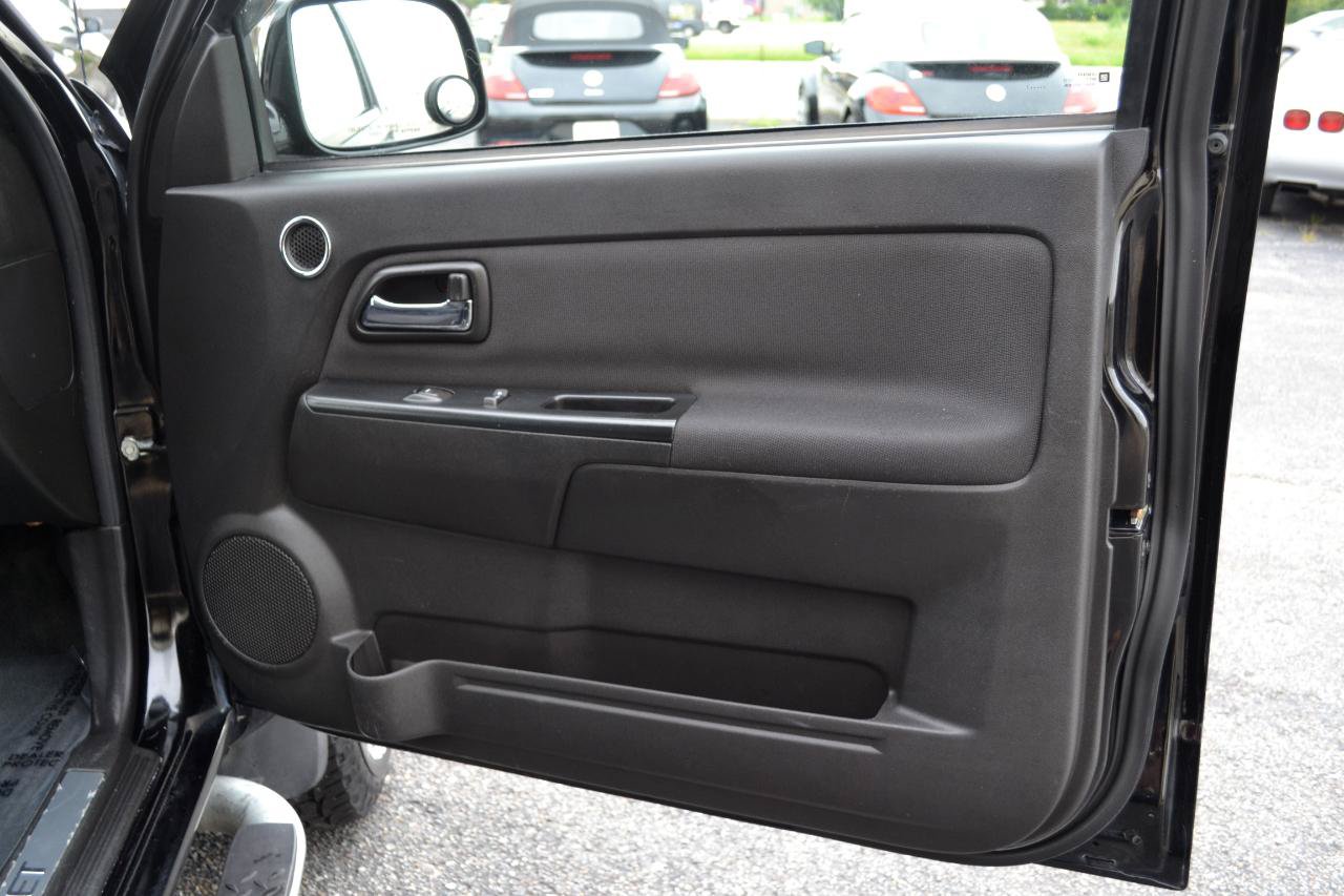 Used 2011 Chevrolet Colorado LT AWD/4WD image 24