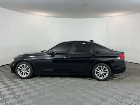 Used 2017 BMW 320i 320i image 8