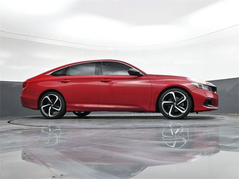 Used 2021 Honda Accord Sport image 30