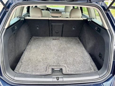 Used 2017 Volkswagen Golf Alltrack SEL image 29