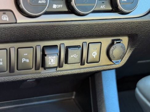 Used 2021 Toyota Tacoma TRD Sport w/ TRD Premium Sport Package image 17