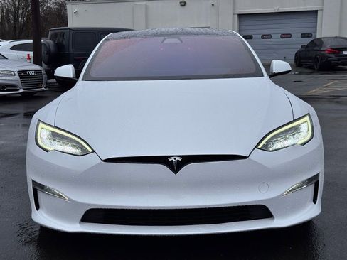 Used 2021 Tesla Model S Plaid image 2