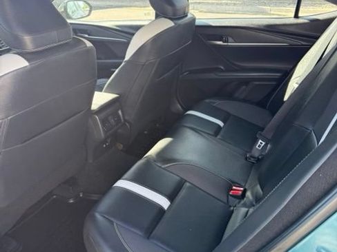 Used 2025 Toyota Camry SE w/ Convenience Package FWD image 34